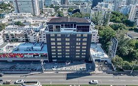 Weston Suites Hotel